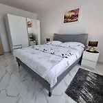 In 42921 Apartman *