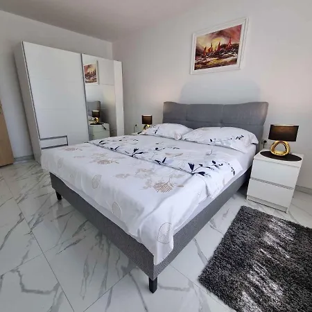 In 42921 Appartement *