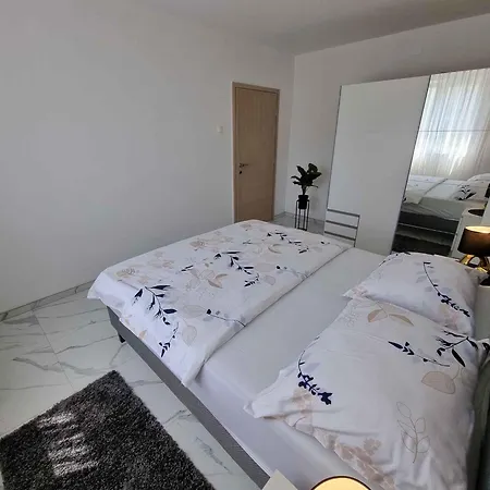 In 42921 Crikvenica
